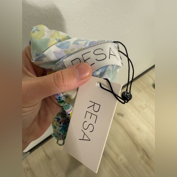 NWT RESA Floral Maxi Dress with Adjustable Straps - Picture 6 of 6